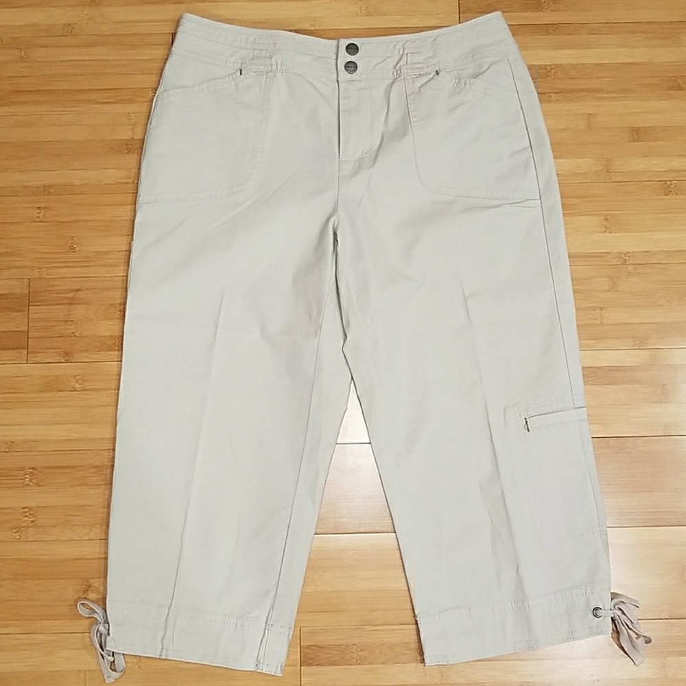 3 for 💲10!  Coldwater Creek Cropped Pant